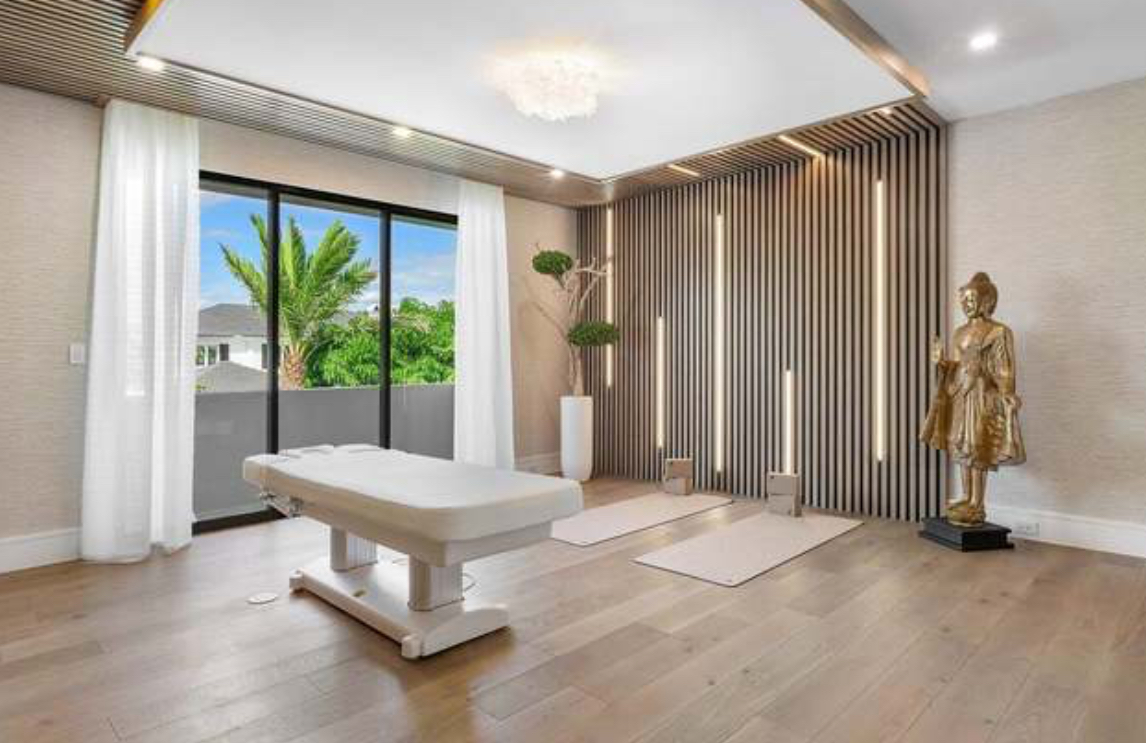 Mark 1 Electric professional electrical work showcase - custom lighting installation